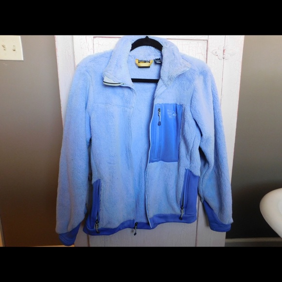 Mountain Hardware Fleece Winter Coat - Picture 2 of 8
